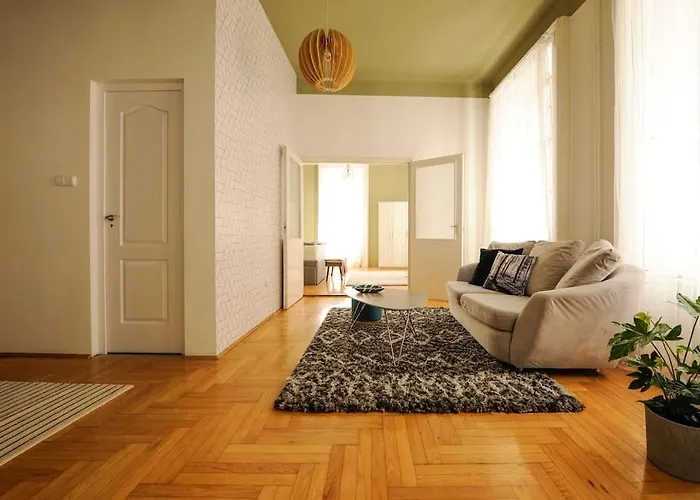 Apartment Danubio **** 3 Bedrooms - Next To The River Budapest