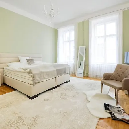 Appartamento Danubio **** 3 Bedrooms - Next To The River Budapest