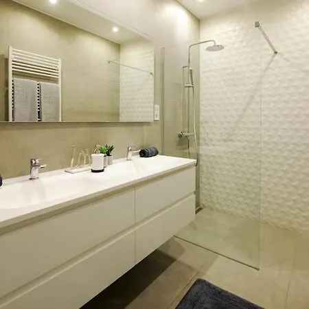 Danubio **** 3 Bedrooms - Next To The River Appartamento *