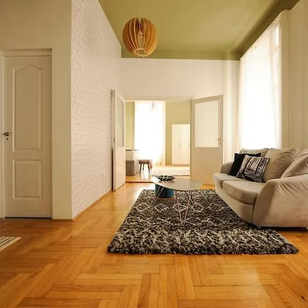 Appartamento Danubio **** 3 Bedrooms - Next To The River Budapest