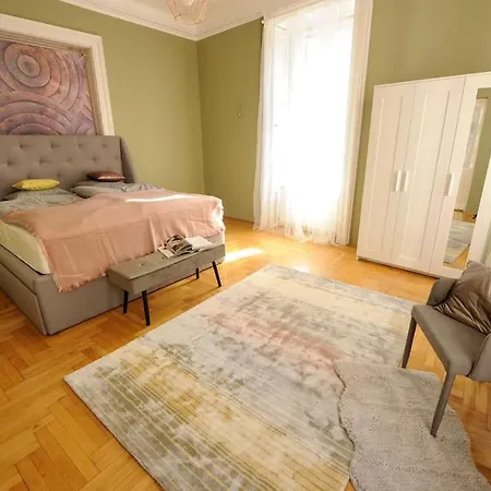 Appartamento Danubio **** 3 Bedrooms - Next To The River *