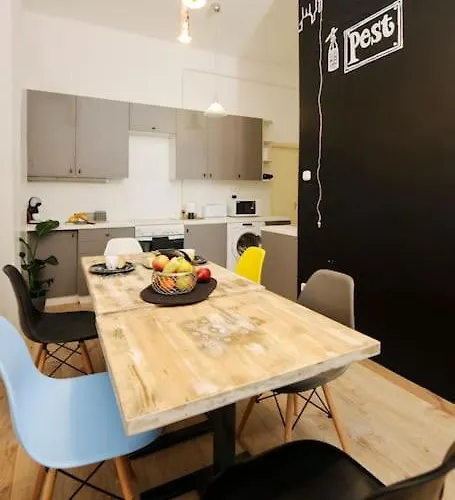 Danubio **** 3 Bedrooms - Next To The River * 부다페스트
